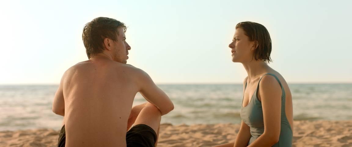 Fidelity (飢俄人妻》男女演員Aleksandr Pal與Marina Vasileva皆眉目清秀,長相吸引,在美國和其他西方國家演出,也都會贏得觀眾。©Droog Drooga Film Company