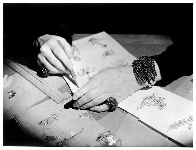 貞．杜桑的雙手，由法蘭梭．哥勒（François Kollar）拍攝，1937年。© Ministère de la Culture - Médiathèque de l’architecture et du patrimoine, Dist. RMN-Grand Palais / François Kollar