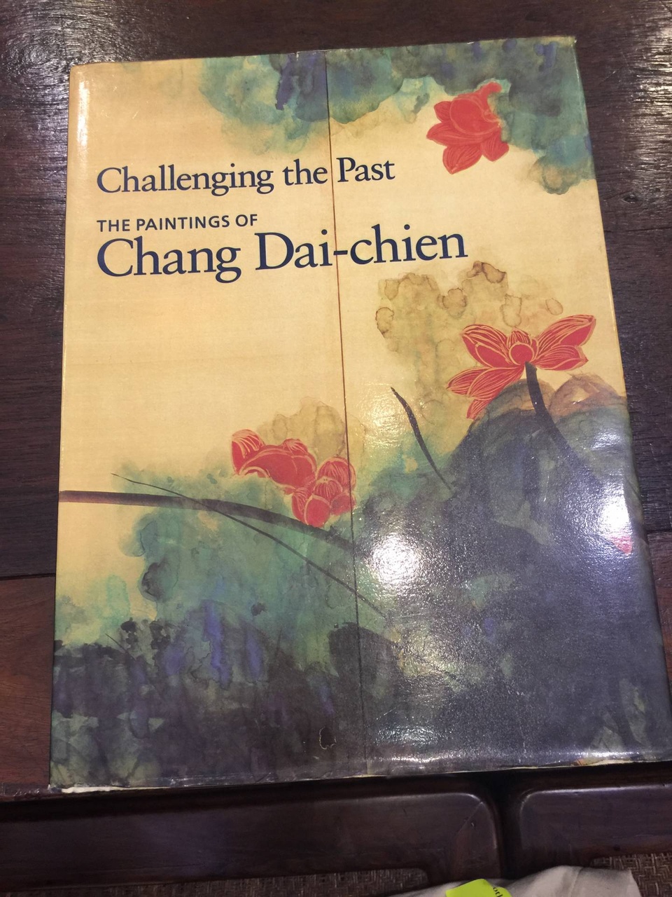 美國華盛頓Arthur M. Sackler Gallery, Asia Society, 與St. Louis Art Museum 與於1991年11月24日至1992年4月5日聯合舉辦大型《張大千回顧展》，由傅申策劃，取名為《Challenging  the Past 奮戰古人》。1936年徐悲鴻已說：五百年來一大千。到1991年，傅申推崇張大千到更高境界，認為他已經超越他同代，要評比畫藝高下，便與先賢校量。