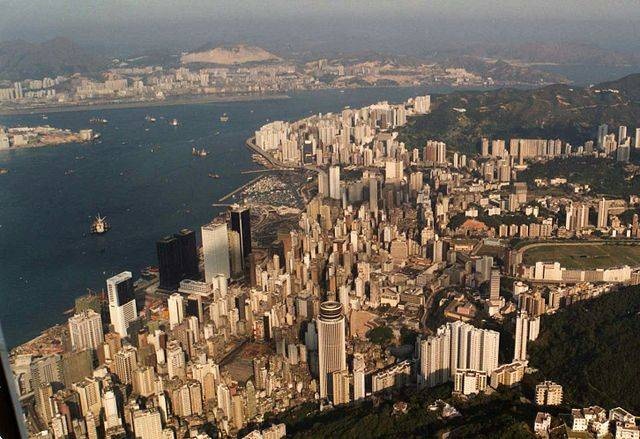 1986年維港。(網上圖片,無意侵犯版權)