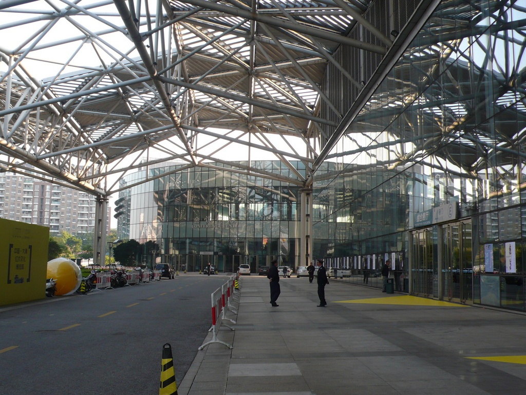 中山會展中心 有兩座，藝博會使用其中一座。