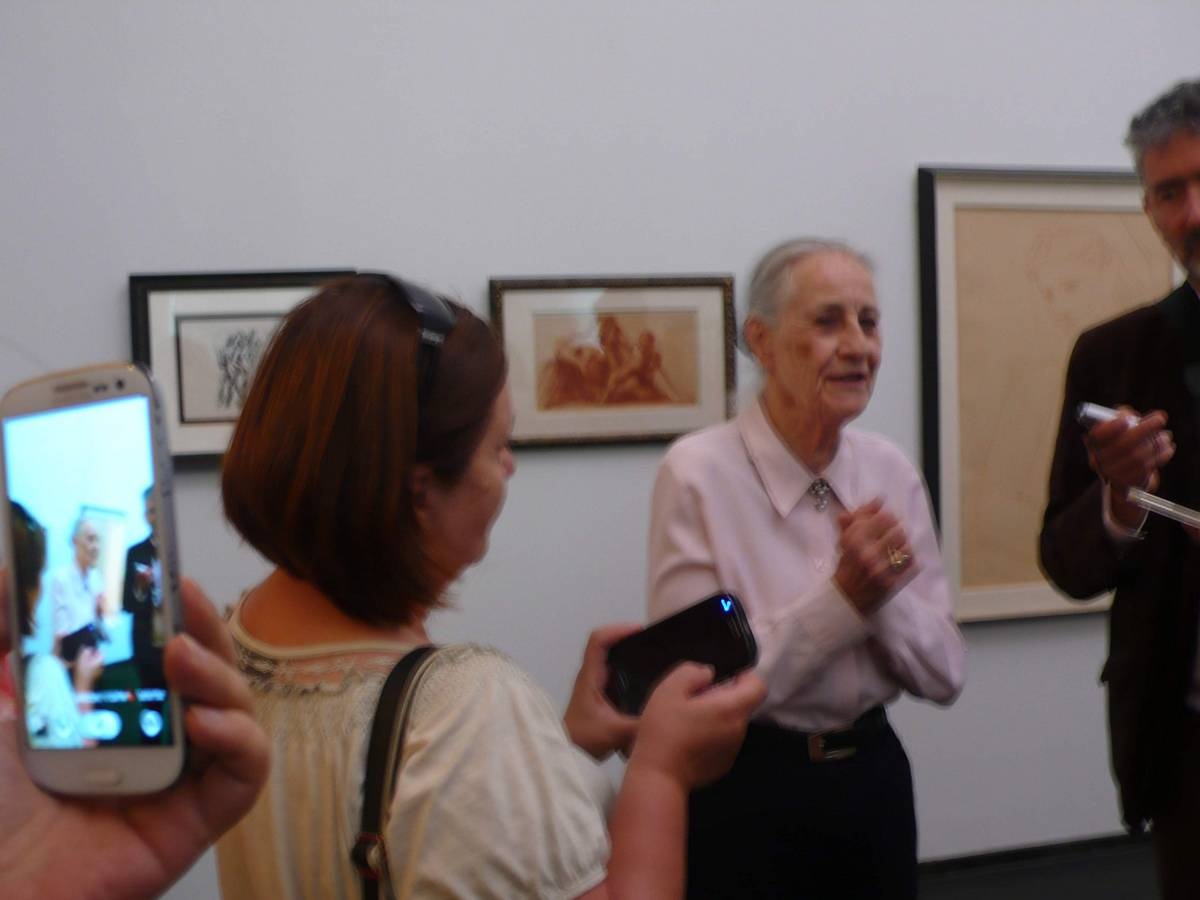 美術館主人Angela Rosengart(1932年出生) ，難得在83歲時出現，向觀眾講與畢卡索的交往故事。我幸運在2015年8月27日遇上她。