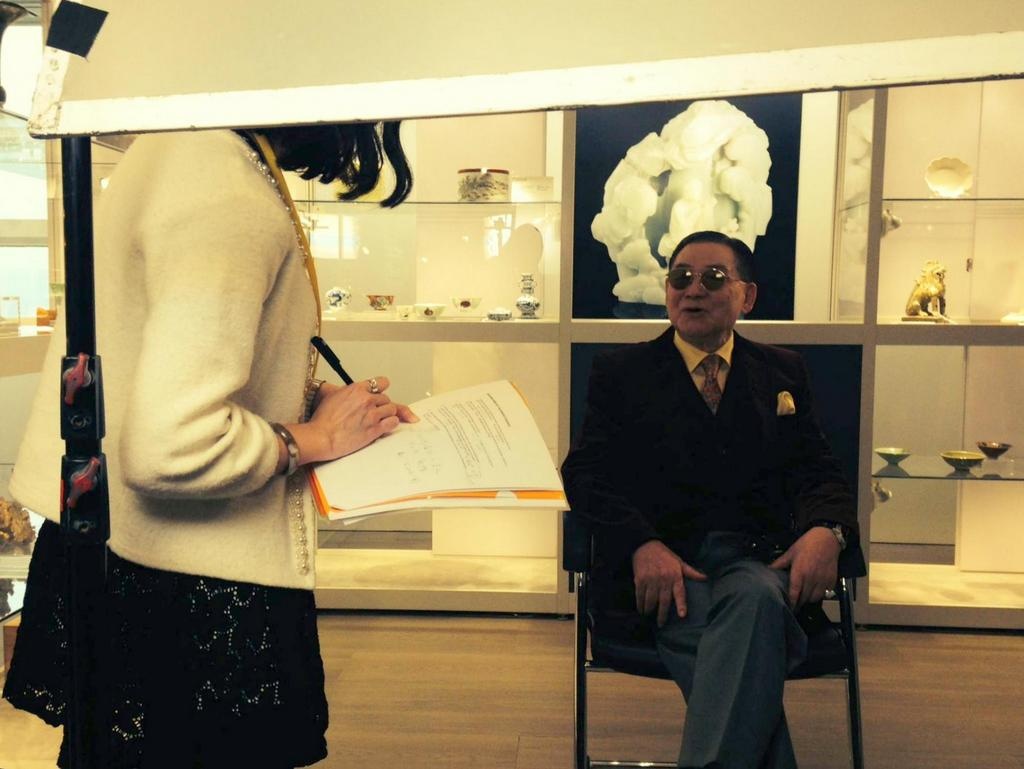 張宗憲難得出現公眾場合,藝術界傳媒都趕緊訪問他。
