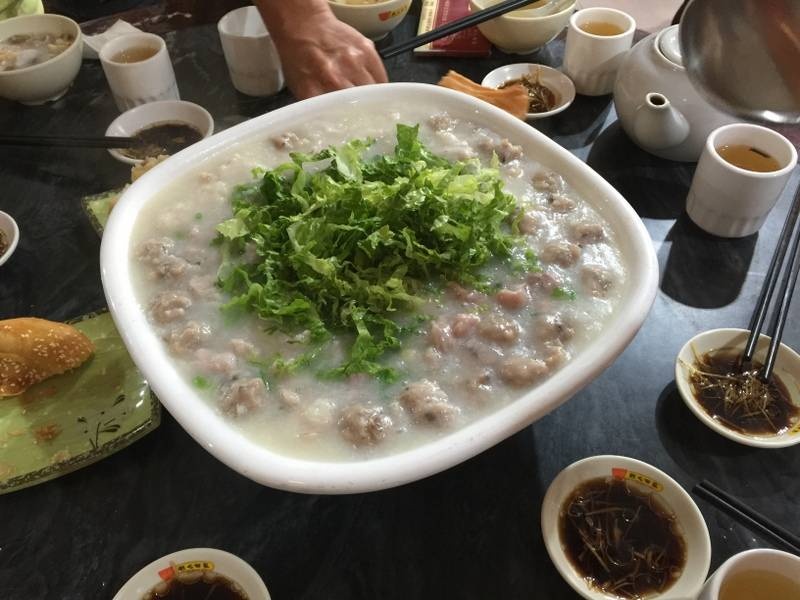 堅持傳統,新鮮原味,不作花巧,便成好粥。