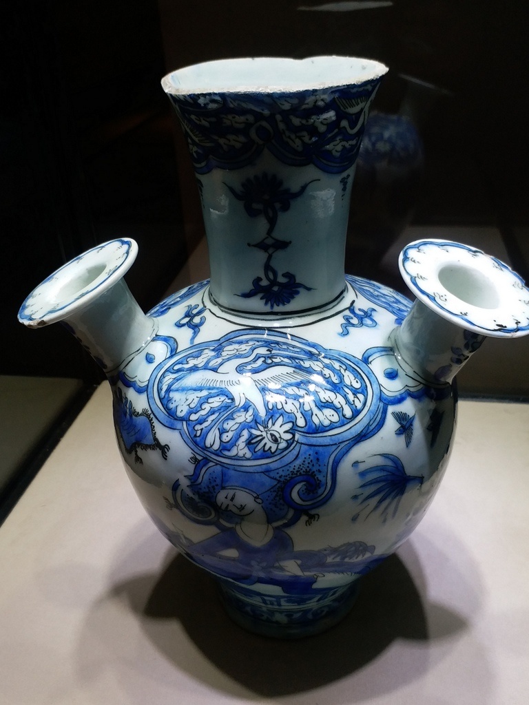 十七世紀伊朗製造的花瓶