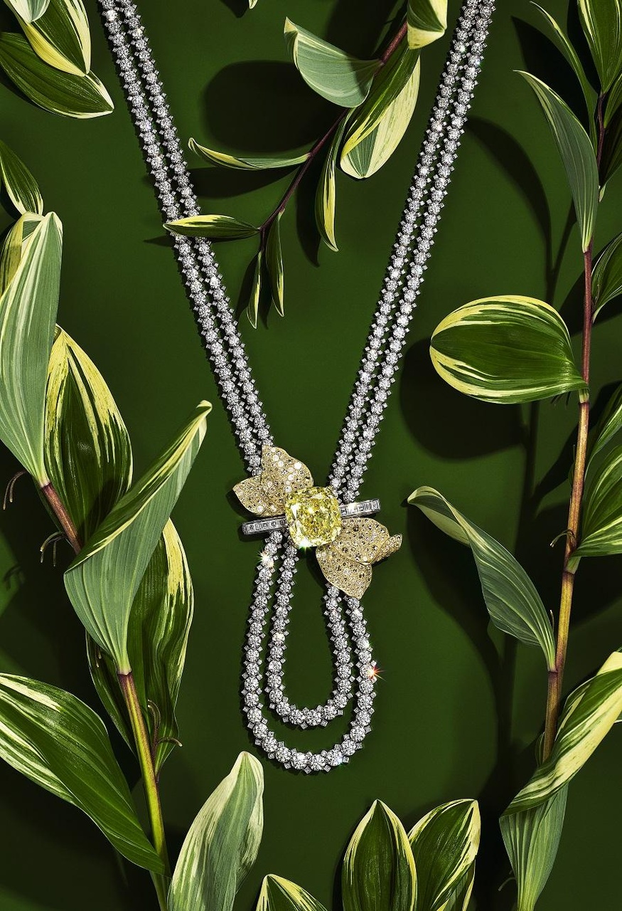 Tiffany & Co. Blue Book Botanica Orchid yellow diamond and diamonds necklace