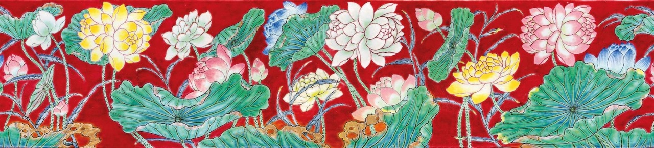 康熙皇帝在晚年透過歐洲傳教士傳入的禮物,首次接觸西洋畫琺瑯藝術,並產生濃厚興趣,更在清宮內設立琺瑯作坊,讓西洋琺瑯藝師訓練中國工匠。