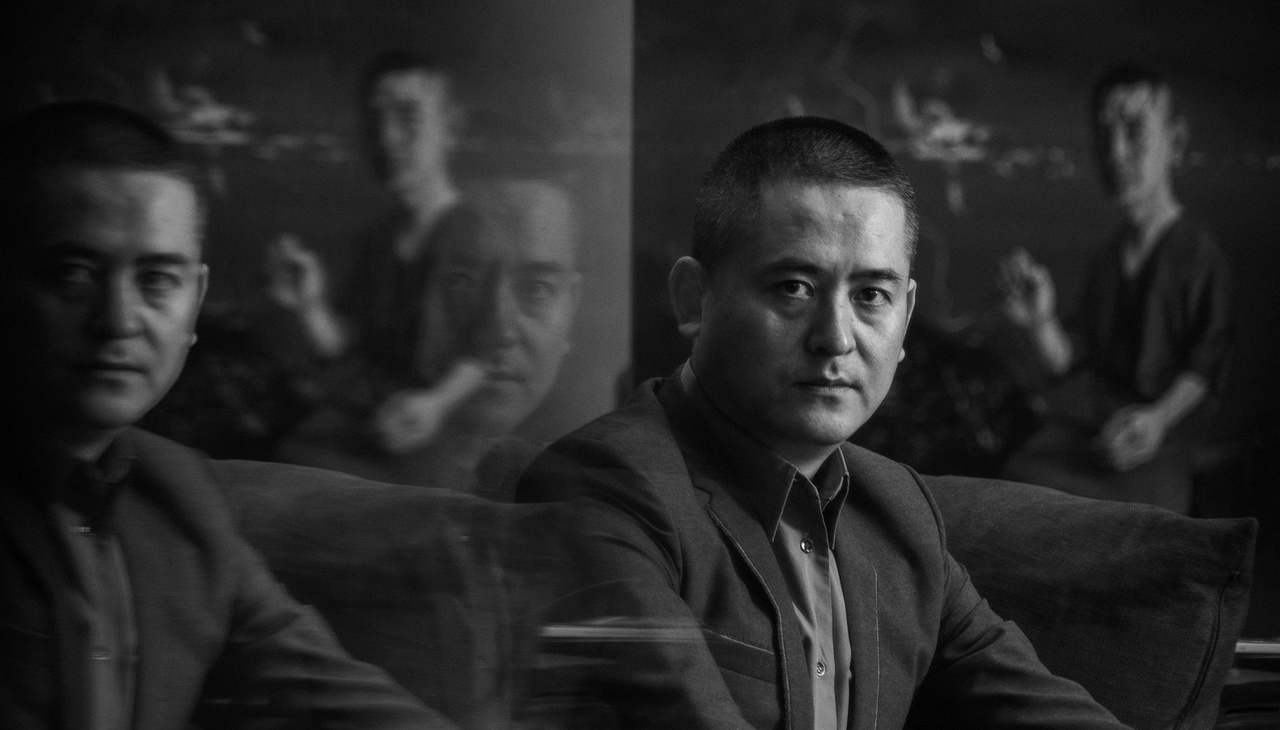 2011年,由佳士得主辦、上海外灘美術館協辦、弗朗索瓦·皮諾基金會(François Pinault Foundation)贊助的曾梵志個人作品展覽「界限的共鳴」在香港開幕,相隔18年Ringo Tang再度為曾梵志拍攝肖像。